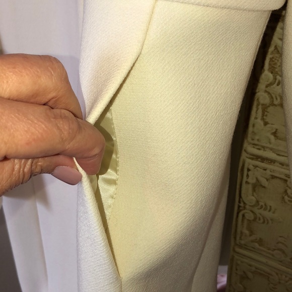 EUC. J crew single breasted wool top coat. - Picture 5 of 7